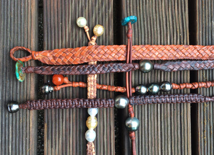 perles de tahiti sur cuir bracelets tresses