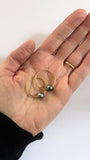 Jolies perles de Tahiti sur créoles en or gold filled, boucles d'oreilles intemporelles, élégantes et minimalistes