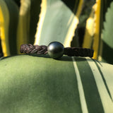 Superbe Perle de Tahiti sur cuir marron foncé tressé, 18 cm, bracelet femme